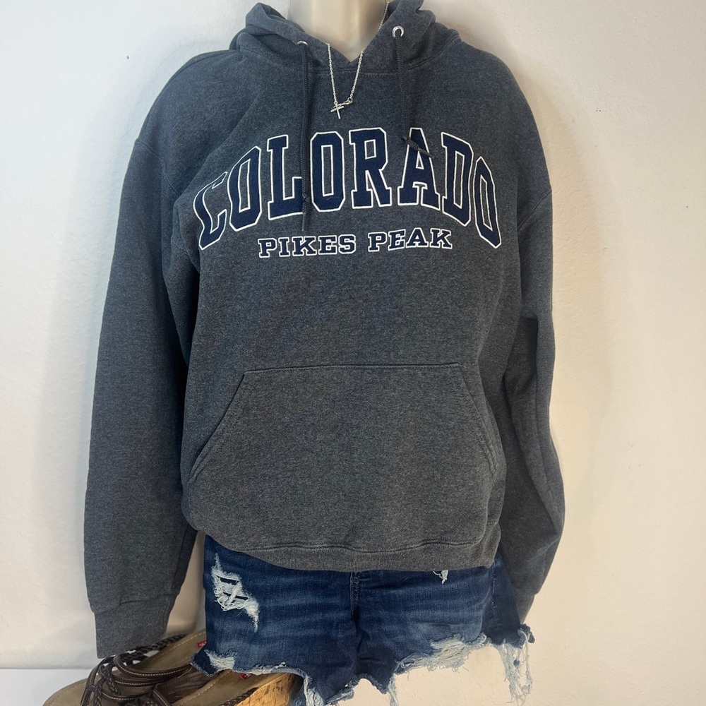 Jerzees Colorado Sweatshirt/Hoodie Size Medium